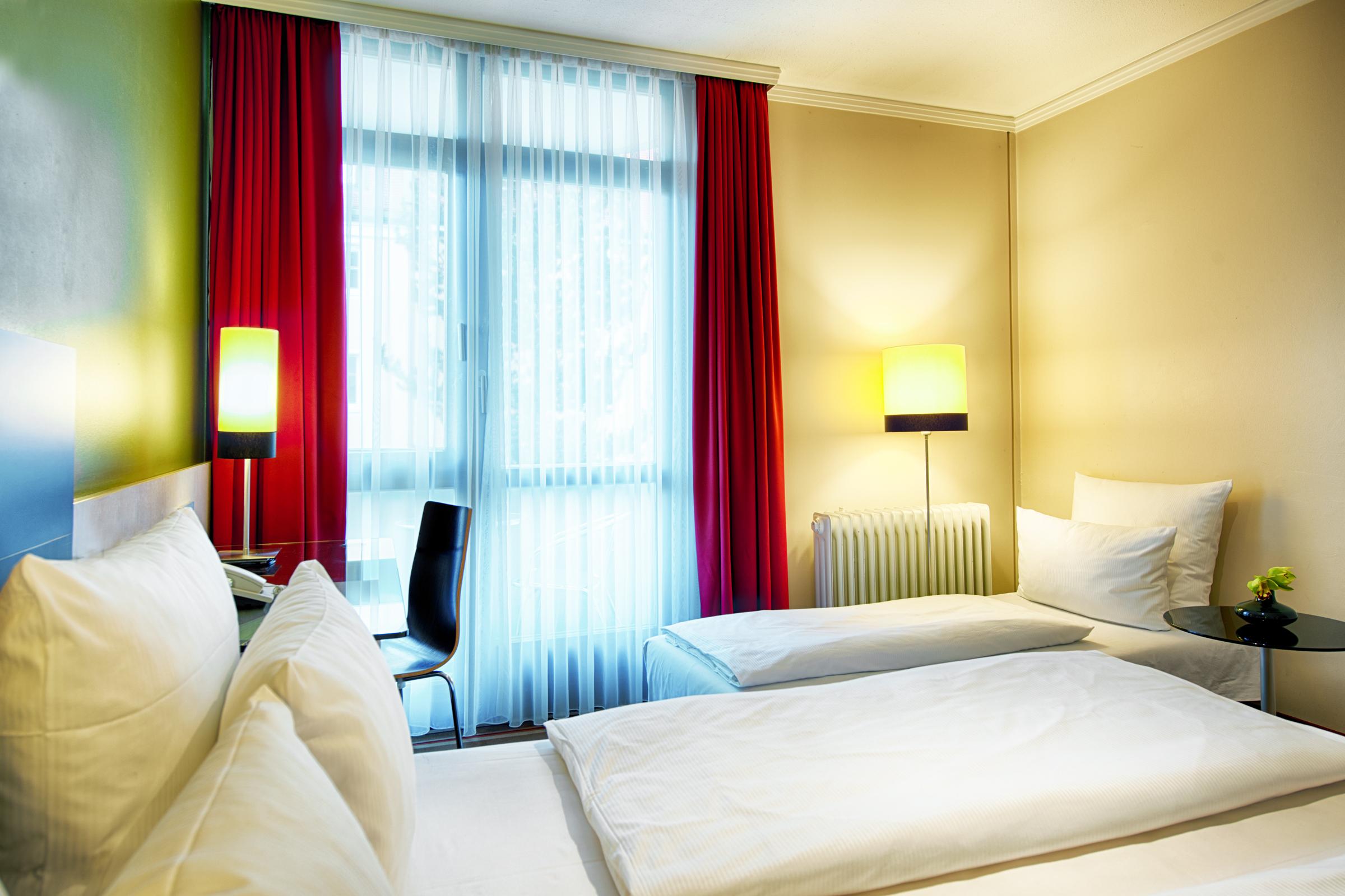 Leonardo Hotel&Residenz Muenchen Exterior foto A room at the hotel