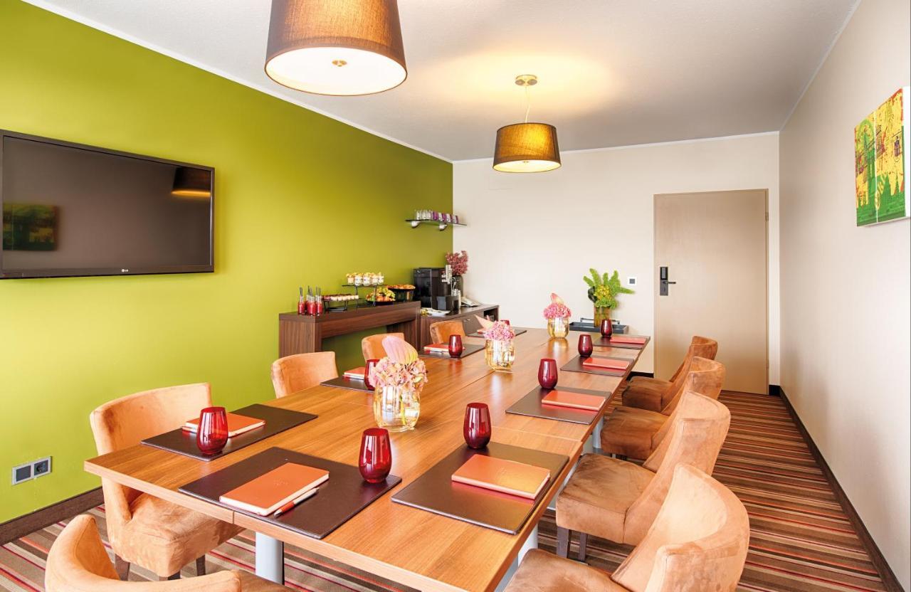 Leonardo Hotel&Residenz Muenchen Exterior foto Meeting room