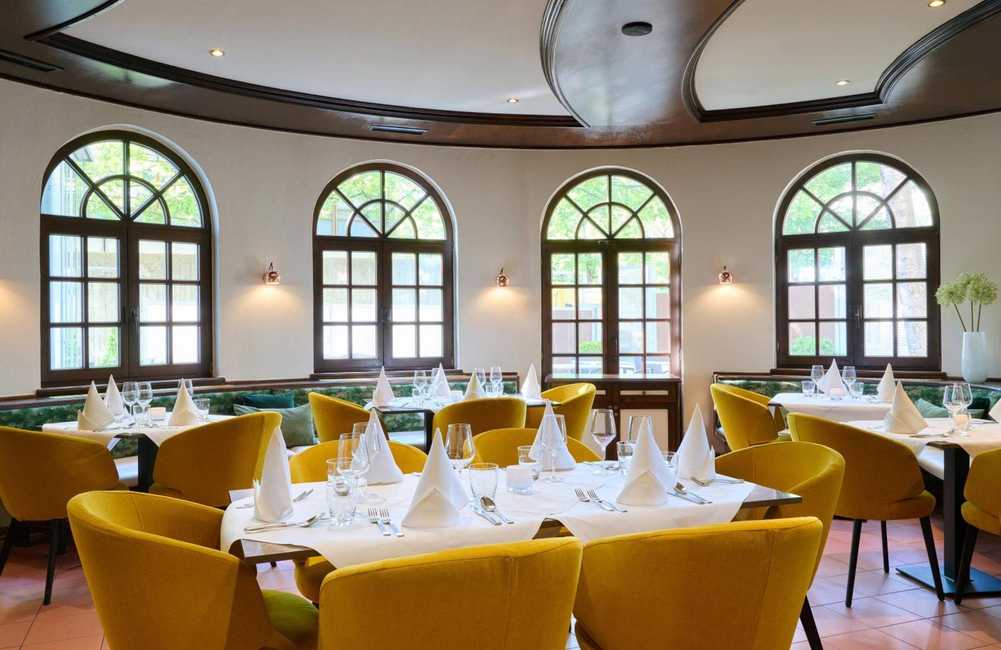 Leonardo Hotel&Residenz Muenchen Exterior foto Restaurant interior